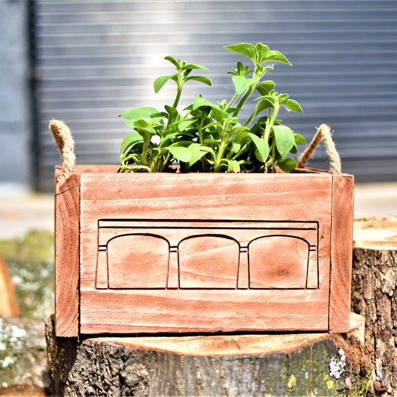 Middlewood Viaduct Planter - Stained - W28cm/D20cm/H15cm